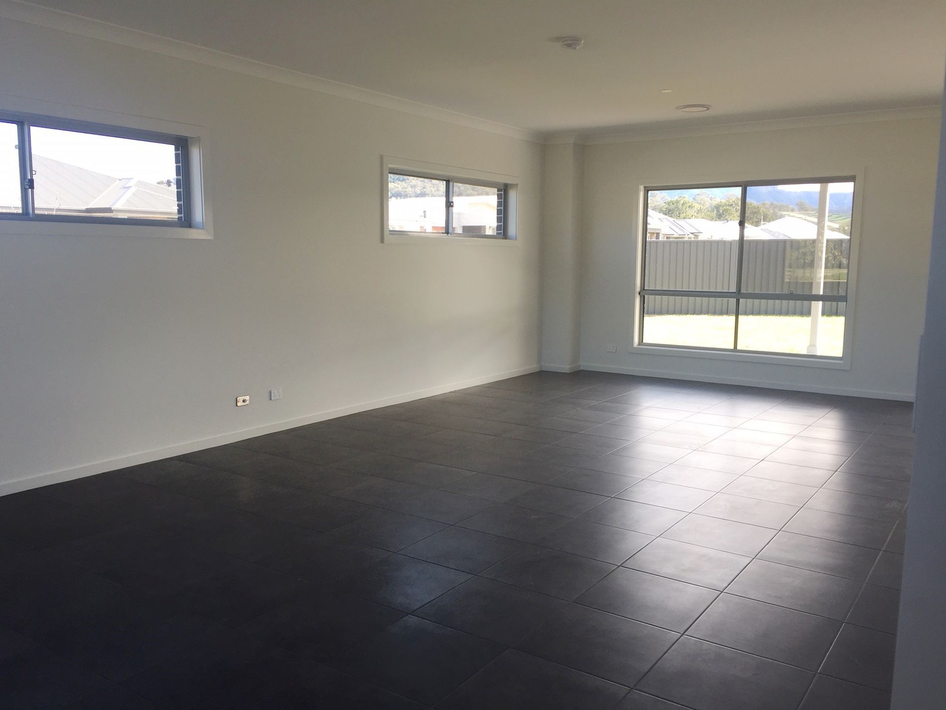 25 Brushgrove Circuit, Calderwood