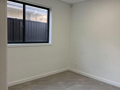 96 Earl Street, Canley Heights