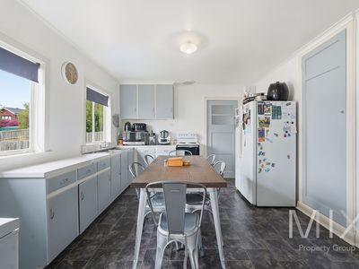 52 Edinburgh Crescent, Goodwood