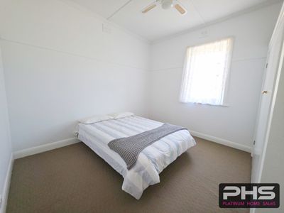 12 Muir Avenue, Kerang