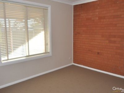 4 / 4 Forrest Cresent, Dubbo