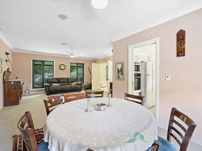 169 Simmonds Creek Road, Tawonga South