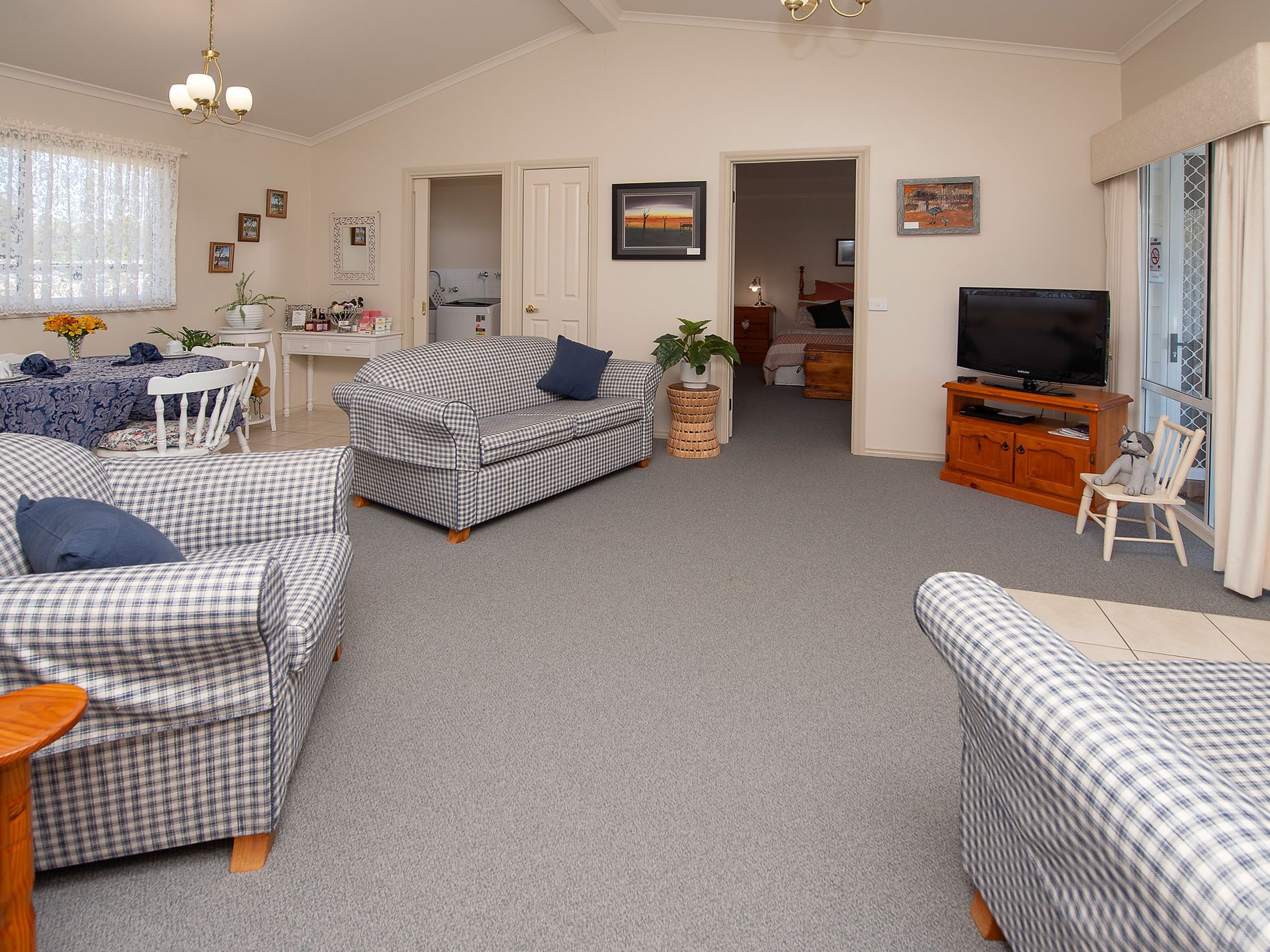 2 / 169 Lakeside Drive, Lake Boga