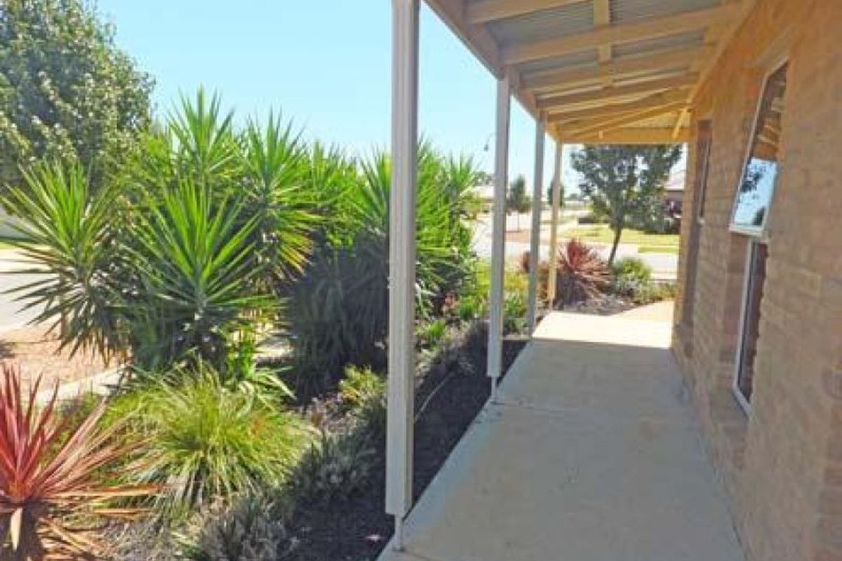 6 McLennan Close, Kyabram