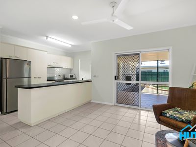 28 Golden Grove Drive, Bentley Park