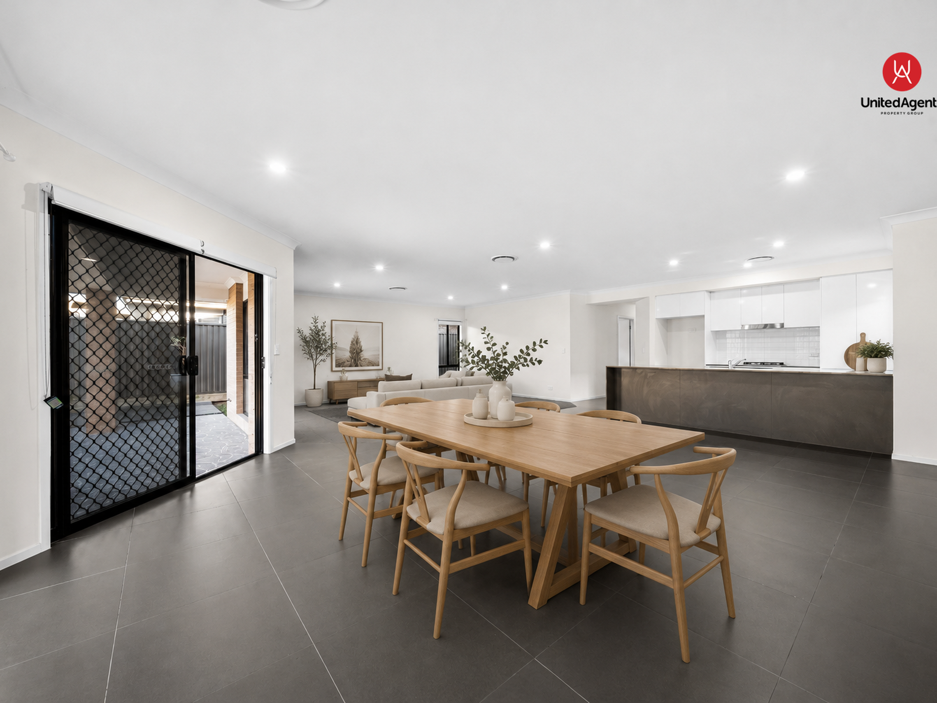 11 Duncombe Avenue, Gledswood Hills
