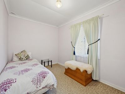 5 Grasmere Place, Kelmscott