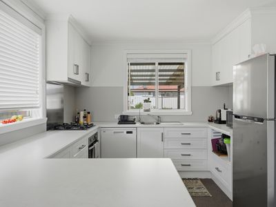 17 Parish Crescent, George Town