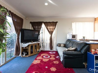 21 The Glade, Hampton Park