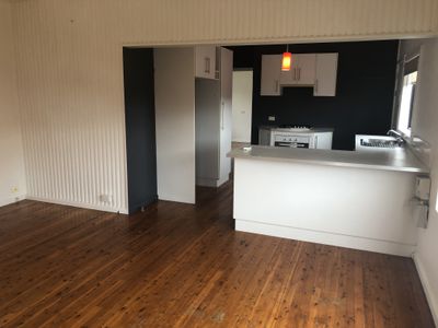 280 Gladstone Avenue, Mount Saint Thomas
