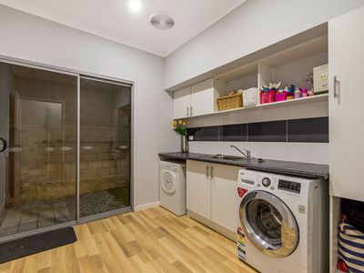 16 Tinsel Street, Yanchep