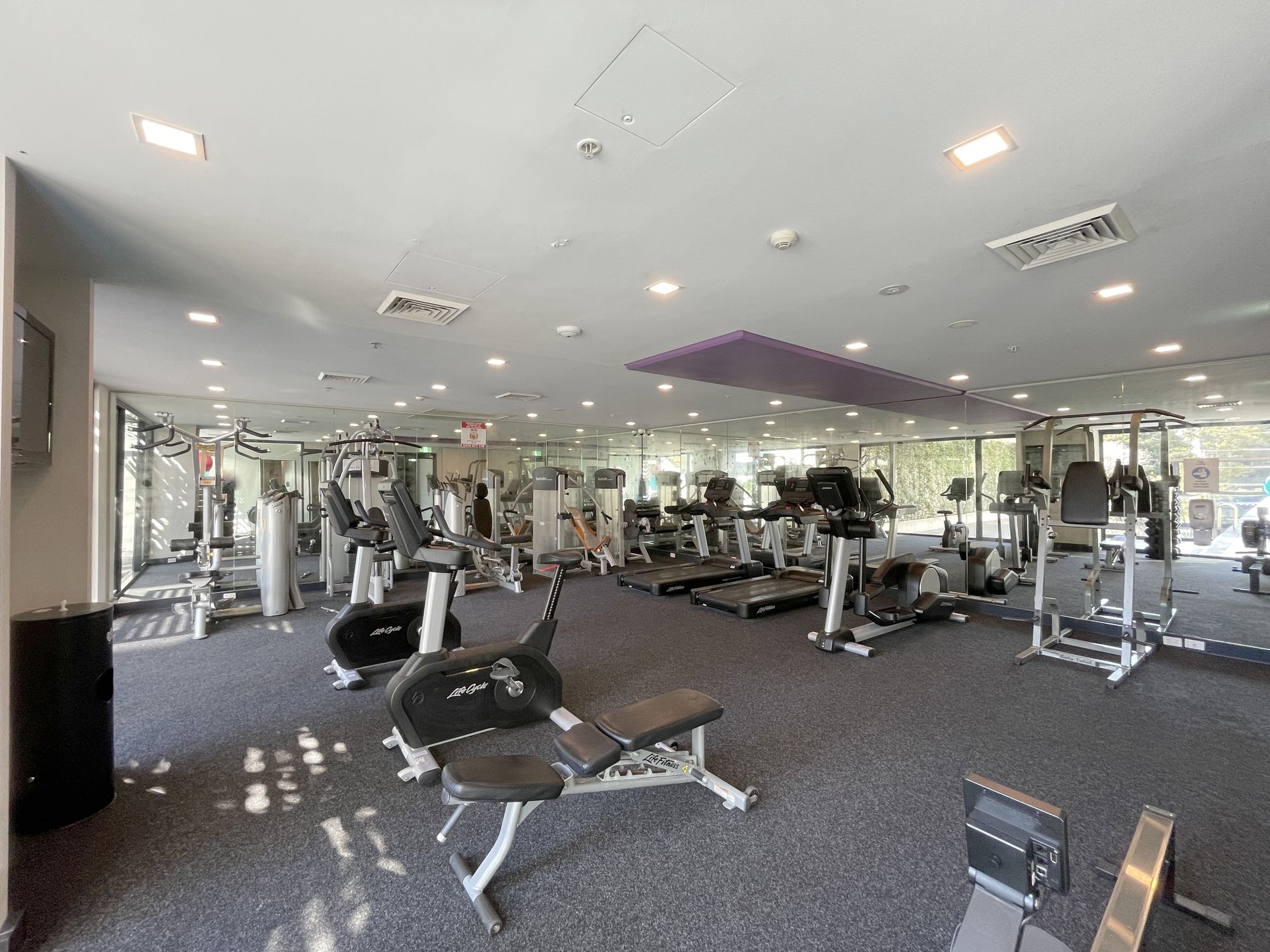 902 / 5 Sterling Circuit, Camperdown