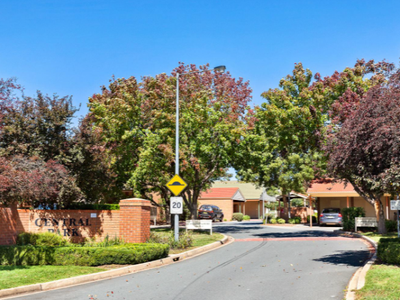 52B / 12 Albermarle Place, Phillip
