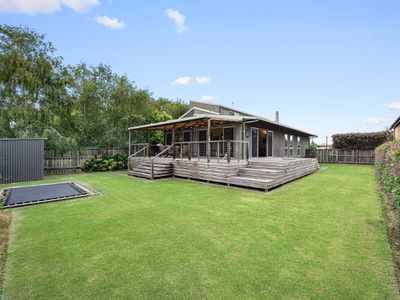 8 Osmonds Lane, Port Fairy