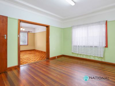560 Woodville Road, Guildford