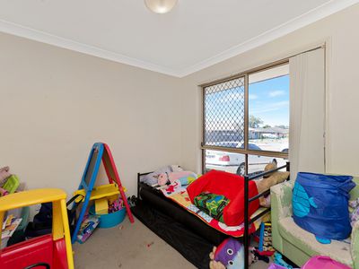 24 Darryl Street, Loganlea