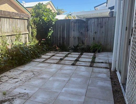 Townhouse in the heart of Coolum Beach image 17