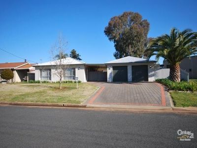 13 Howard Ave, Dubbo