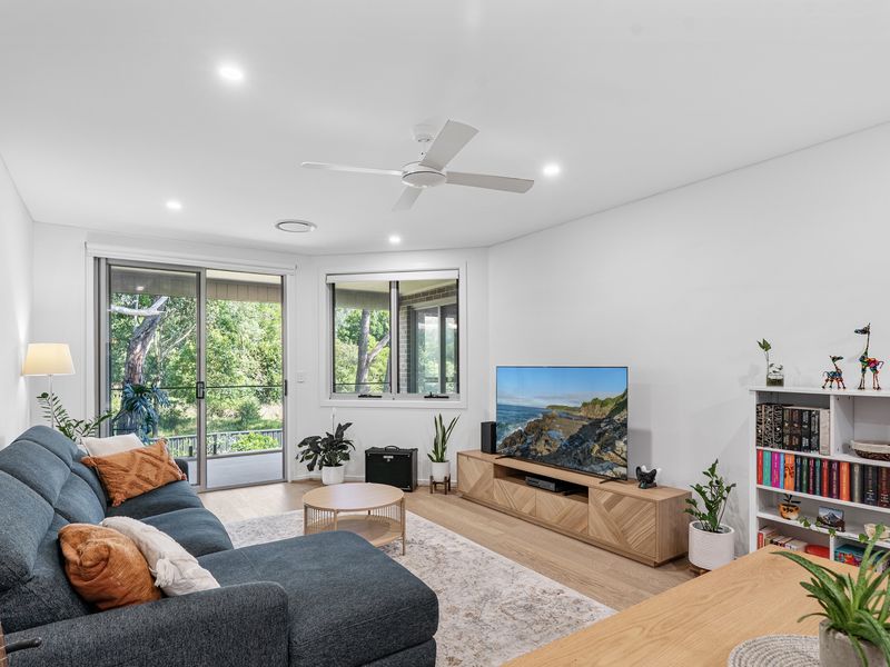 9 / 39a Angel Street, Corrimal