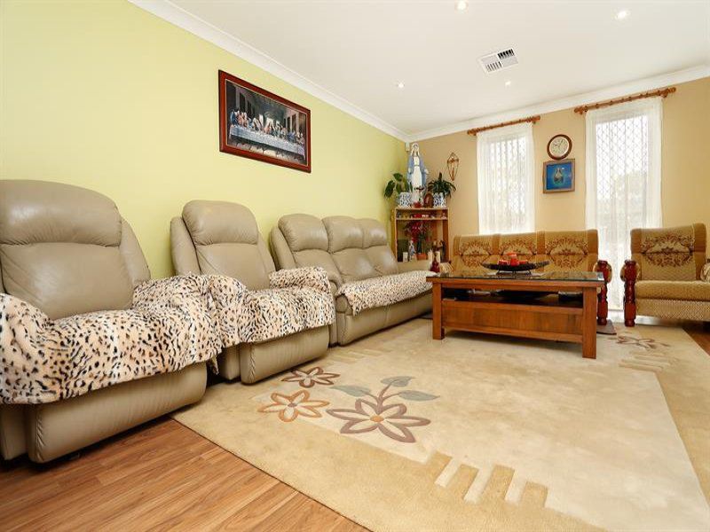 8 Wyalong  Cl, Wakeley