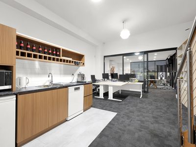 Unit 2 / 21 Macaulay St, Williamstown North