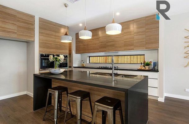 12 Montenegro Road, Greenvale