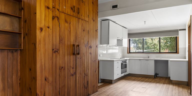 2 Kirkland Avenue, Euroa