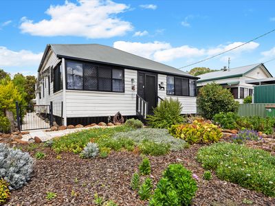 15 Donely Street, Oakey