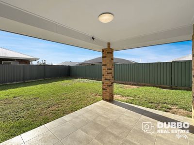 4 Bradford Circuit, Dubbo