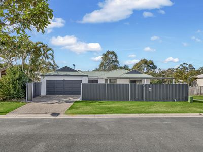 12 Coonowrin Street, Pacific Pines