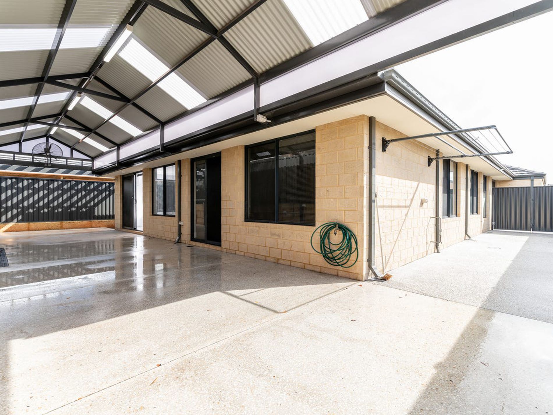 4 Fairmile Street, Bushmead