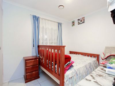 108 Oaktree Drive, Hampton Park