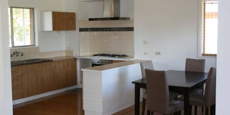 69 Cowslip Street, Violet Town