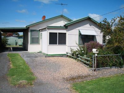 11 Grigg Tce , Millicent