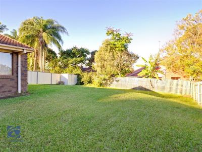 9 Knightsbridge Crescent, Rochedale South