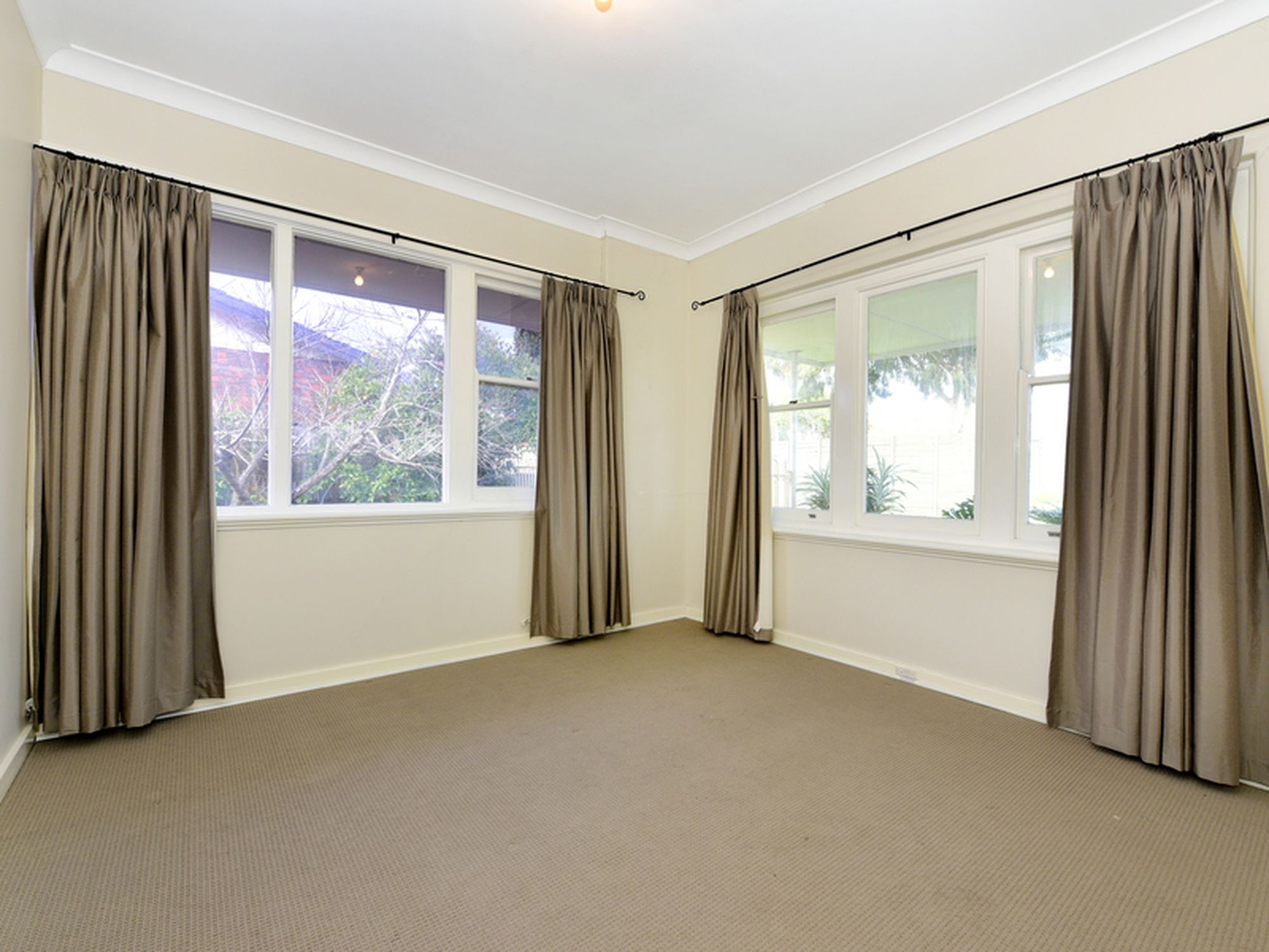 101 Gorge Road, Paradise