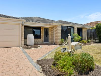 37 Star Bush Crescent, Ellenbrook