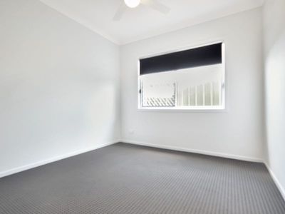 1 / 5 Heartwood Drive, Edgeworth