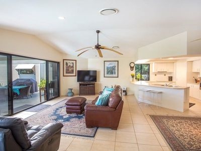 2 Noosa Banks Drive, Tewantin