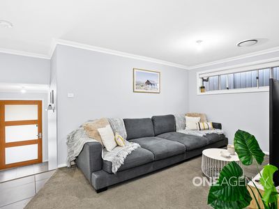 14 Brotheridge Avenue, Calderwood