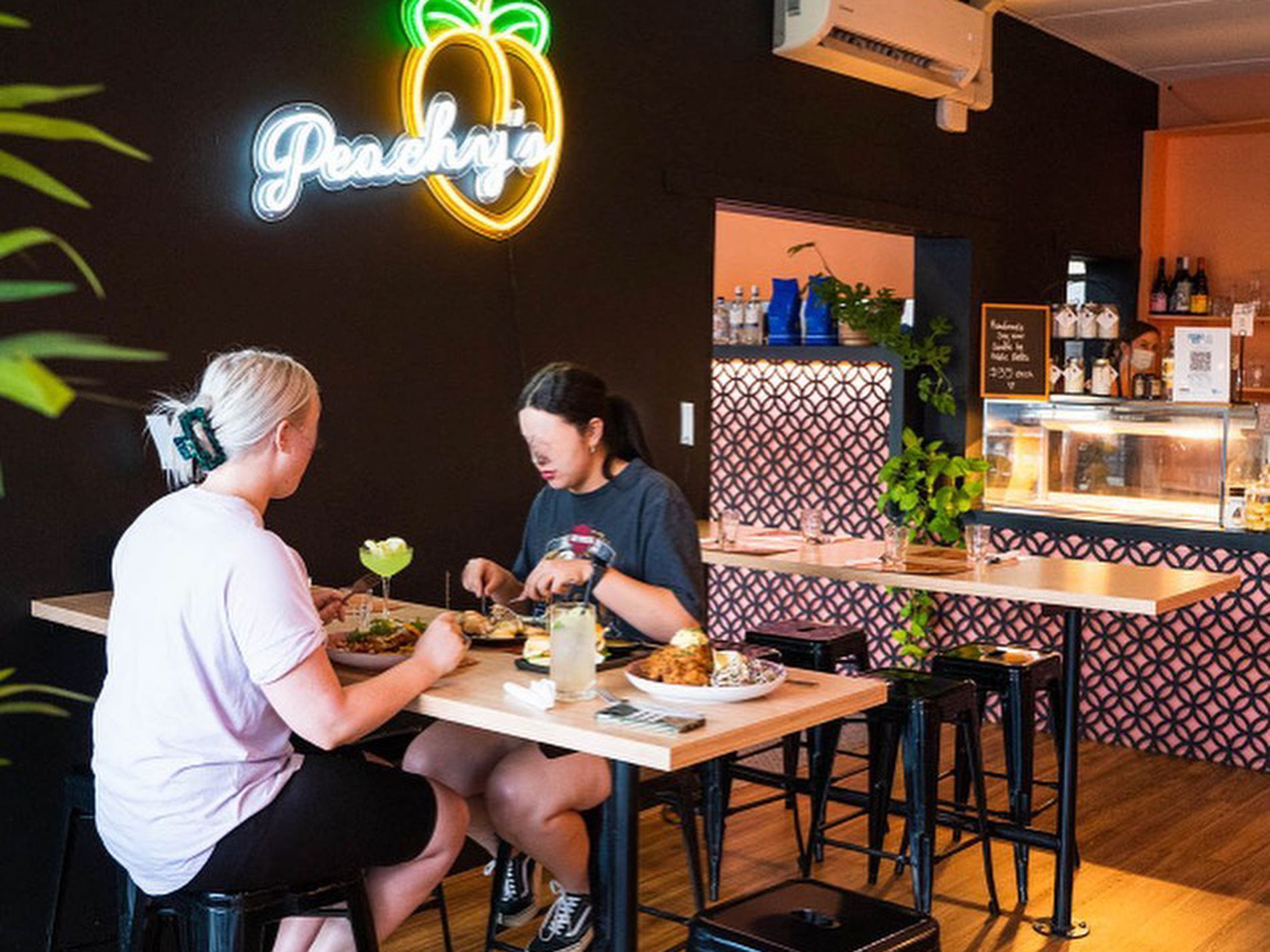 Bar Restaurant Takeaway Business for Sale Northern Victoria
