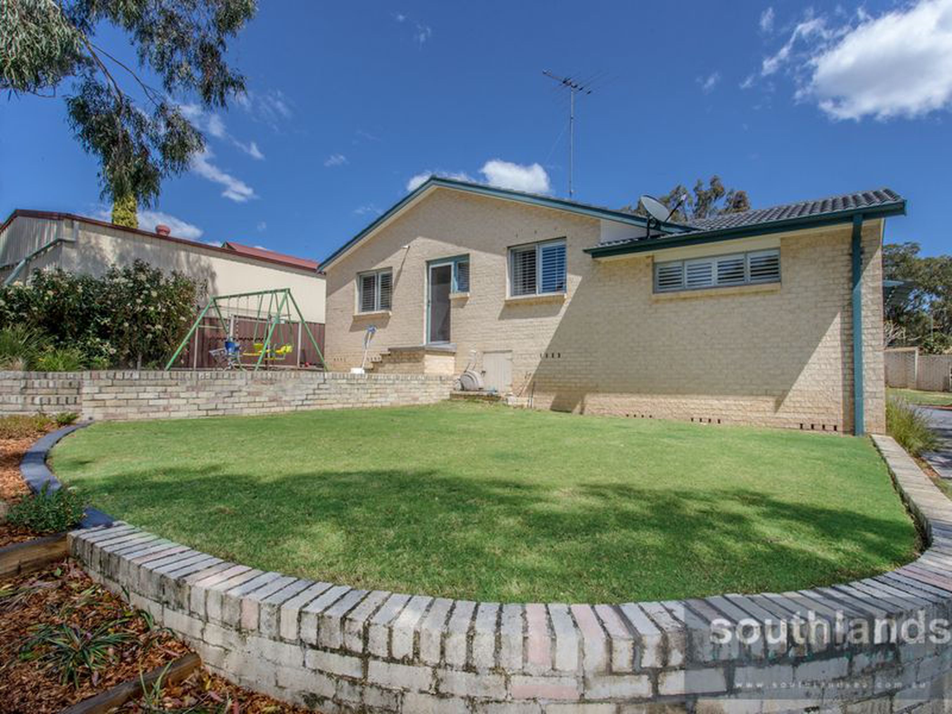 2 Camelot Drive, CRANEBROOK