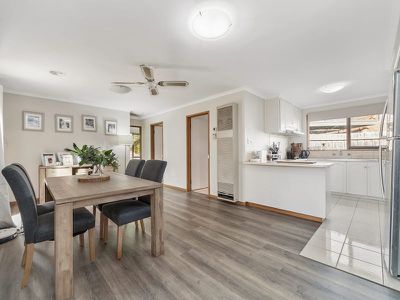 4 Orsett Court, Carrum Downs