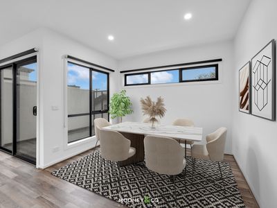 2 / 12 Mundaring Drive, Cranbourne