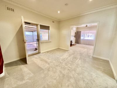 96 HUGHES STREET, Deniliquin