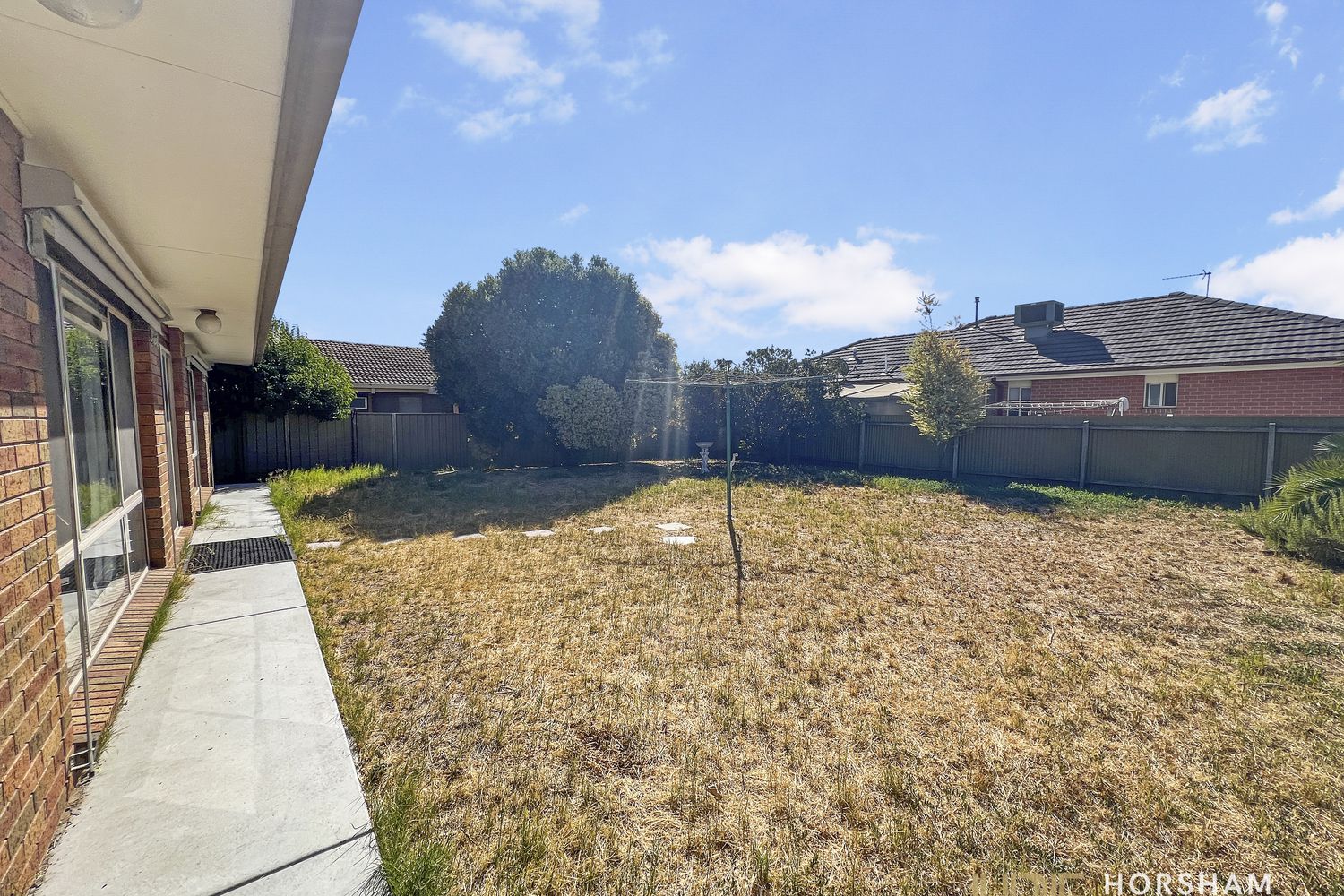 6 McLachlan Street, Horsham