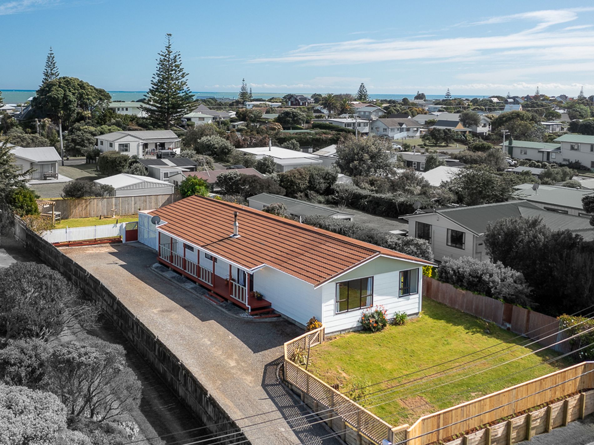 11 Atua Street, Waikanae Beach