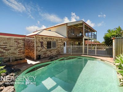 12 Vantage Close, Belmont