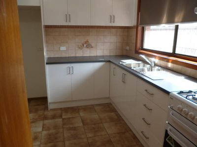4 / 1 Branton Road, Hoppers Crossing
