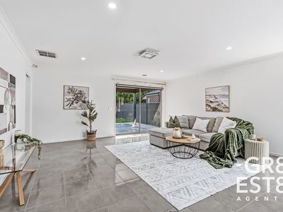 12 Newington drive, Cranbourne East